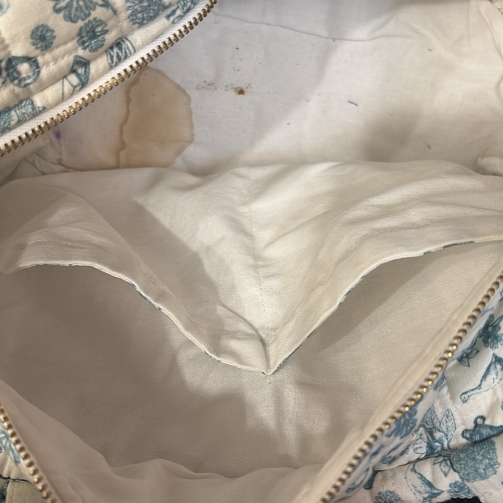 Slow Sunday Quilted Tote Bag - Picture 7 of 10